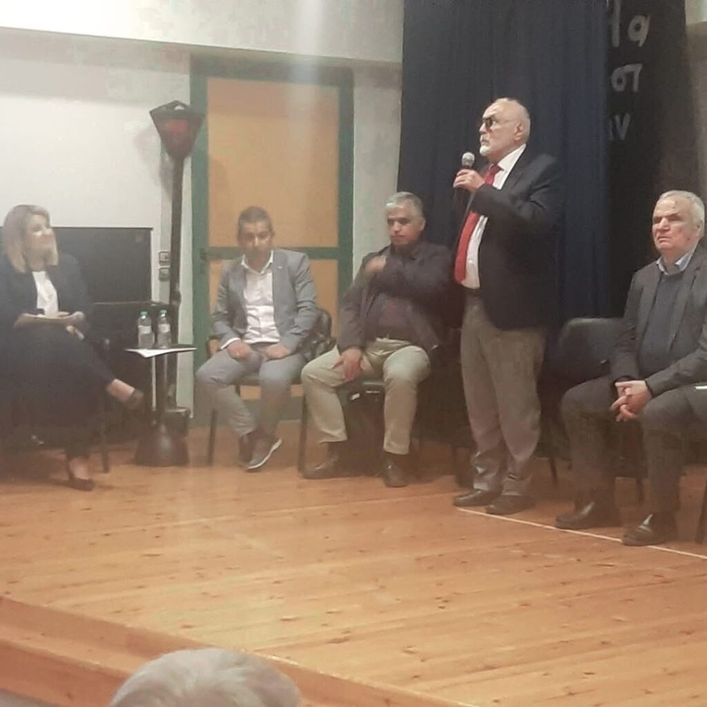 Στην εκδήλωση συμμετείχαν πρωτοστάτες της Εξέγερσης, οι οποίοι μοιράστηκαν προσωπικές μαρτυρίες και βιώματα από τις ιστορικές ημέρες του αγώνα, όπως ο πρώην Υπουργός κ. Παναγιώτης Κουρουμπλής, ο πρώην Πρόεδρος του Πανελλήνιου Συνδέσμου Τυφλών κ. Μαργιόλας Ηλίας, ο πρώην Πρόεδρος του Φάρου Τυφλών κ. Μπασιάς Εμμανουήλ.