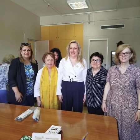 εκφράζουμε τα θερμά μας Συγχαρητήρια στη κα Κάτρη Μαρία για την ανάληψη καθηκόντων της ως νέα Κυβερνήτης των Lions, της οποίας η εκλογή αποτελεί μήνυμα ισότητας, συμπερίληψης και ενεργής συμμετοχής.